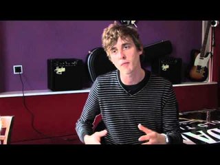 Absynthe Minded laat de teugels vieren