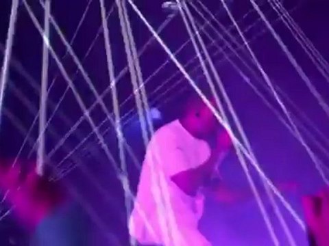 Brown, Beyonce win top BET Awards.