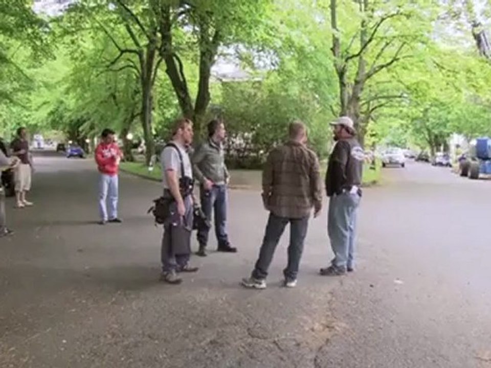 Behind-The-Scenes Part 1 - Featurette Behind-The-Scenes Part 1 (Anglais)