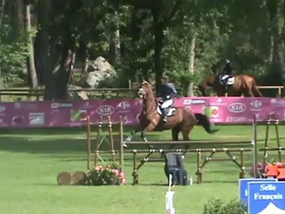 Parcours de travaille avec mon quéqué sur la 1.25m à fontainebleau