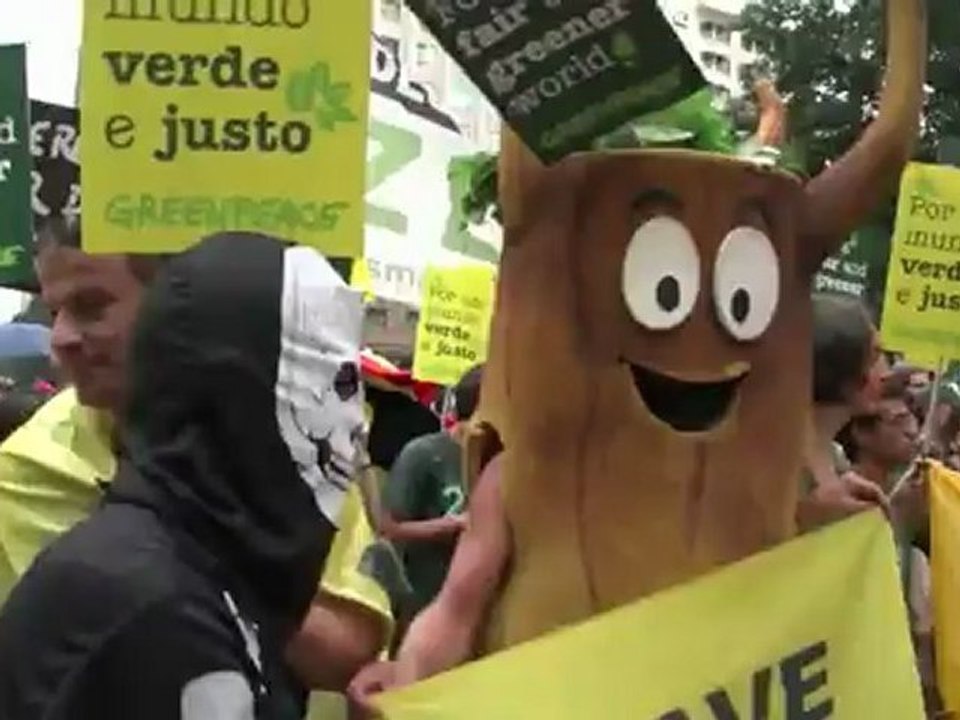 Des milliers de manifestants à Rio