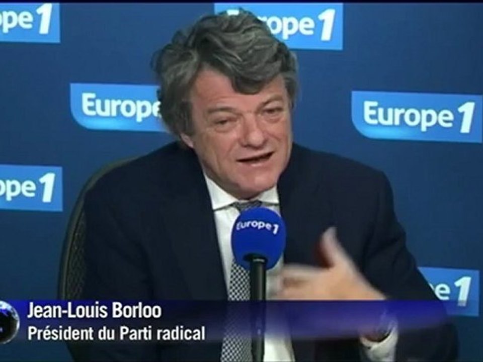 Jean-Louis Borloo se positionne en nouveau patron du centre