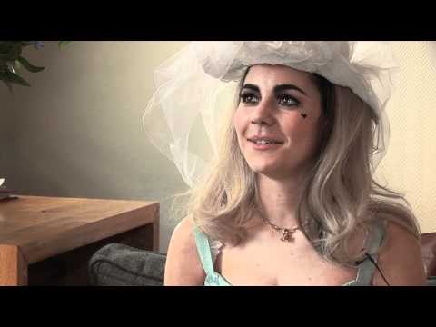 Marina and the Diamonds wants to be 'goth Britney Spears'