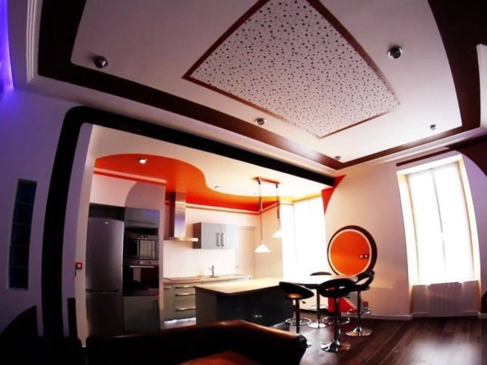 Décoration graphique (entrée, cuisine, salon, couloir & chambre) par Brinks StylemakerZ TSFcrew. Act 2