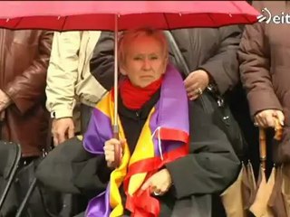 La bandera republicana vuelve a ondear
