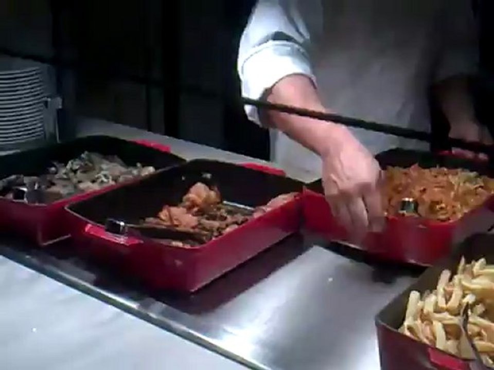 AIDAmar Hamburg Hafen Taufe Kreuzfahrt Schiff Kreuzfahrten Dagmar Schipper TUI TRAVELStar