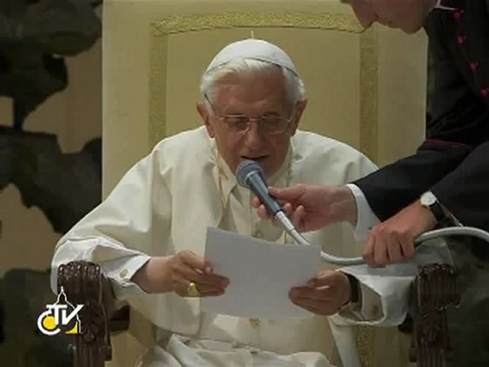 Benedict al XVI-lea: „Nu” răzbunărilor în Nigeria, ci „Da” libertăţii de credinţă