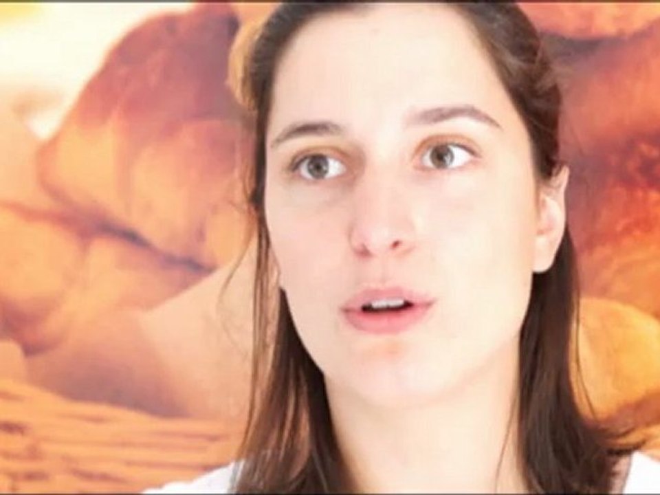 Céline JARRON, coordinatrice du Pôle environnement au Comité Régional Midi-Pyrénées de Canoë Kayak a proposé un retour sur l’expérience de l'associations en matière d’information et de sensibilisation des publics.