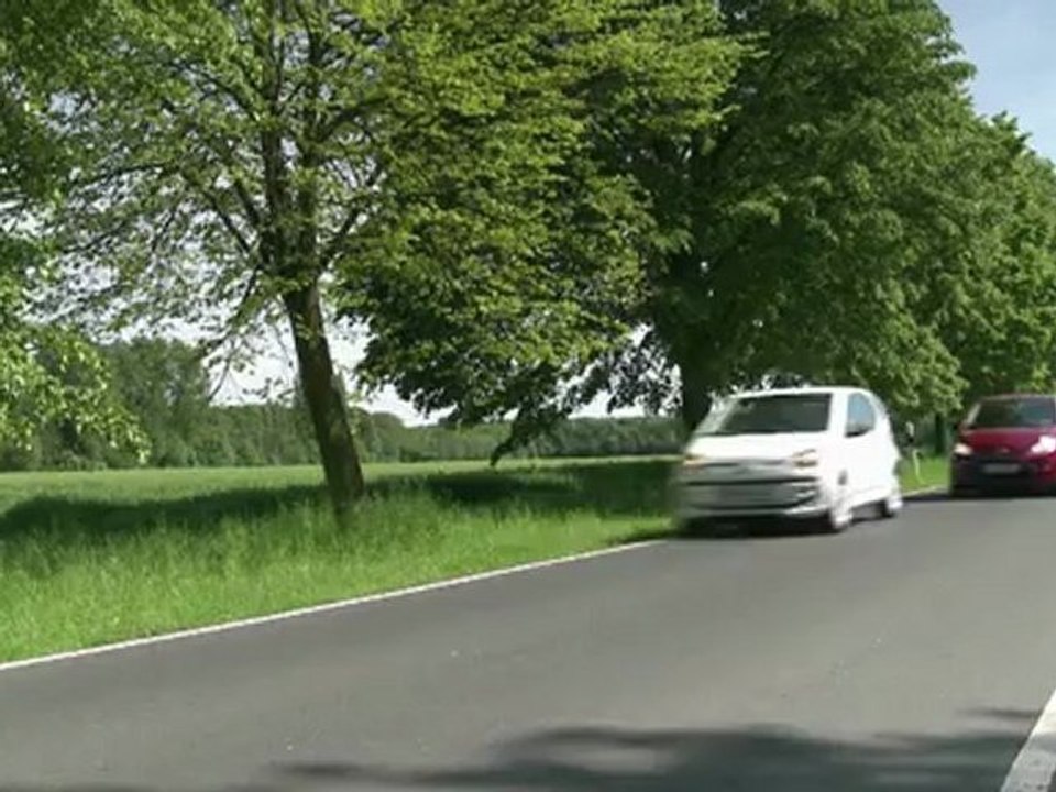 Carshow Autos pequeños (VW up! | Ford Ka) - HD - Español