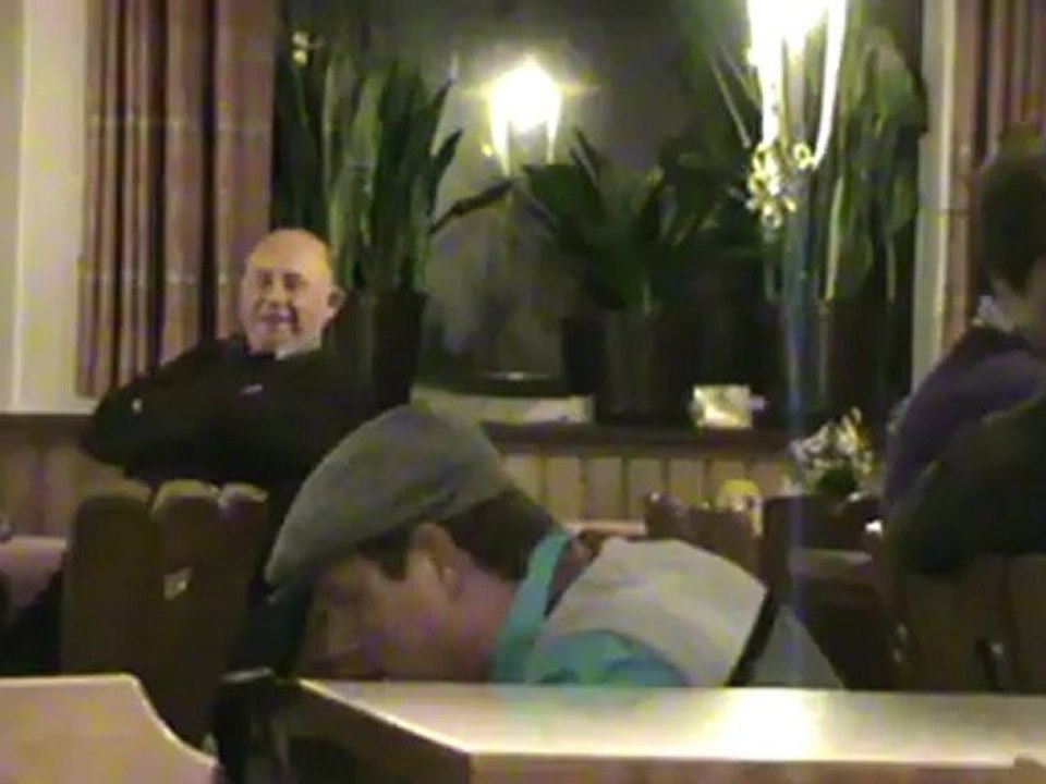 Andreas Veth http://www.VIP-Reisen.de mit Sohn Faschingsaufführung Gasthaus Remling