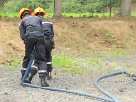 Les jeunes sapeurs pompiers de Jeumont en action