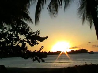 Jameika RIU Palace Tropical Bay Strand Palmen Sonnenuntergang Hotelstrand Meeresrauschen