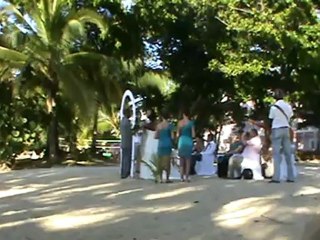 Télécharger la video: Jameika RIU Palace Tropical Bay Hochzeit Heiraten am Strand im Luxushotel mit Sonnenuntergang