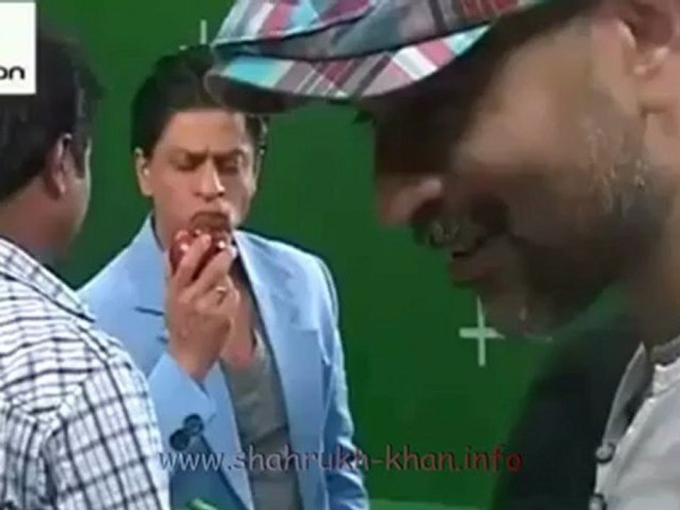 Shah Rukh Khan - Videoicon 2011 sets
