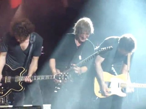 Jean Louis Aubert - Ca c'est vraiment toi (extrait) - Concert France Bleu Gard Lozere - Arènes de Nimes 29-06-2012