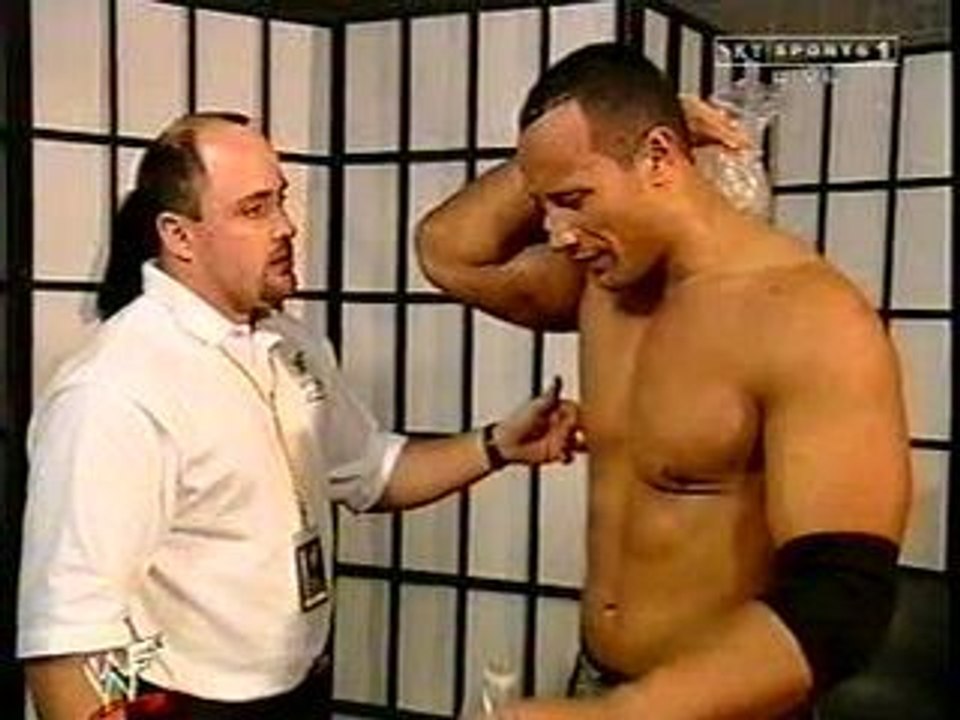 WWE_WWF -  The Rock makes fun of nWo