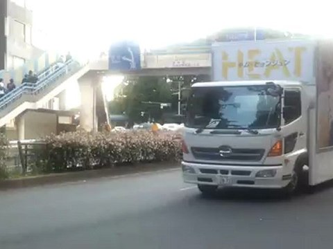 김현중 Kim Hyun Joong HEAT on Truck