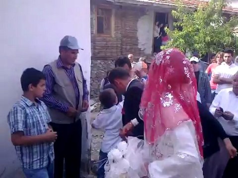 Hanefi Köyü Geleneksel Düğün (Adem SİVİŞ'in Düğünü)-Gelin Alma
