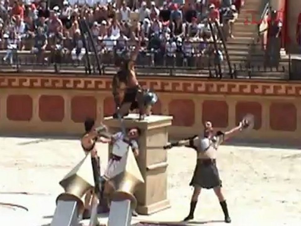dans le couloirs des gladiateurs Du Puy du Fou