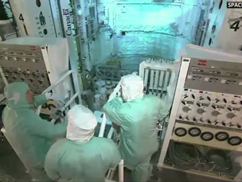 [STS-134] TCDT - Payload Bay Walkout