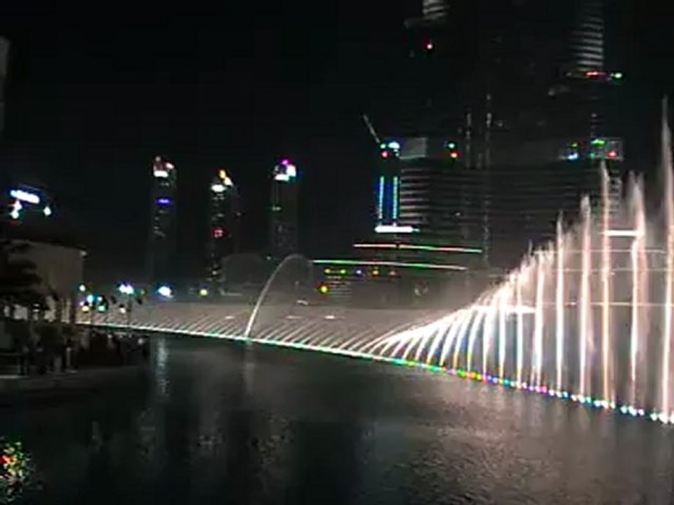 Dubai Fountain Show Burj Khalifa DubaiBurj Khalifa Dubai www.VIP-Reisen.de