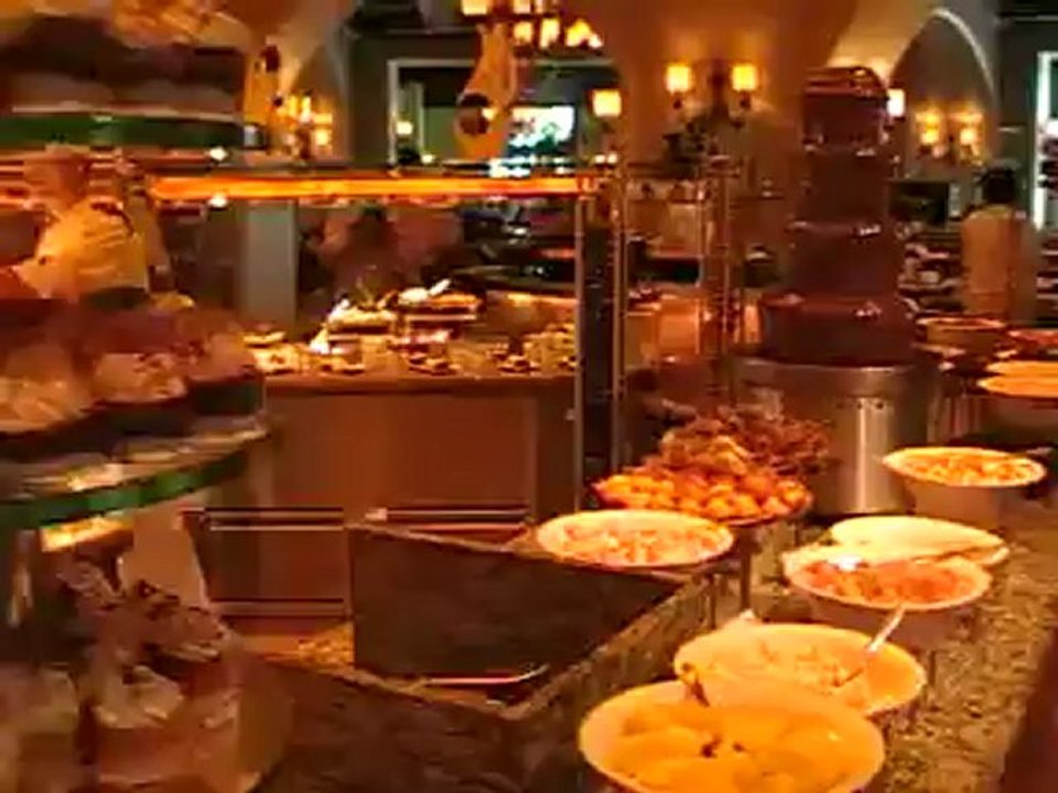 Dubai Atlantis Hotel The Palm auf der Palme Speisesaal Luxushotel