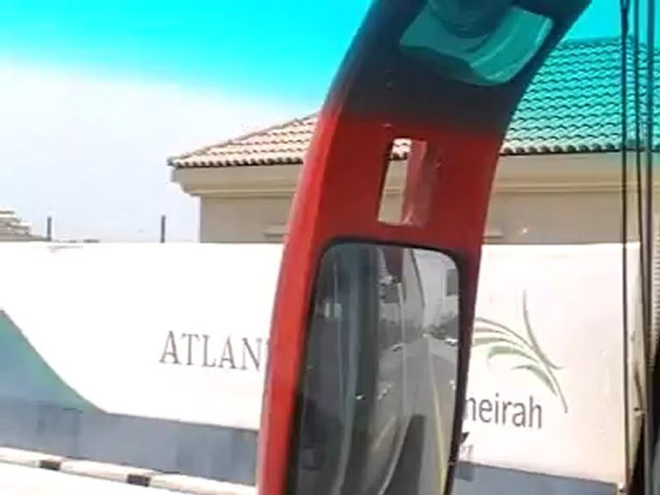 Dubai Atlantis Hotel The Palm auf der Pallme von aussen  www.VIP-Reisen.de