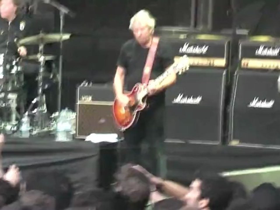 Iggy and The Stooges - I Wanna Be Your Dog @ Rockwave 2012 (02/07/12)
