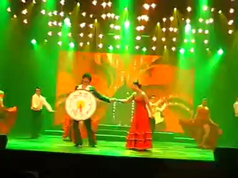 TUI Cruises Mein Schiff 2 Kreuzfahrten Hamburg Hafen Hafengeburtstag