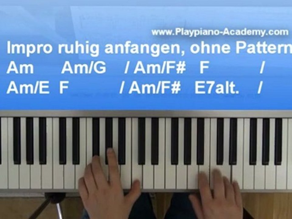 Klavier lernen: Freies Spiel über Klavierakkorde