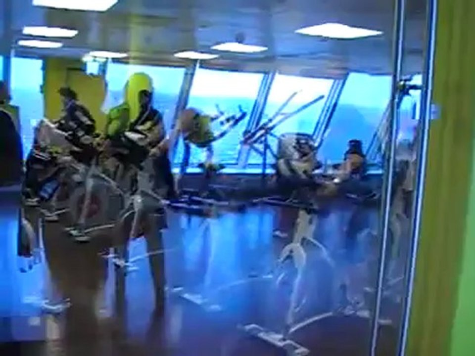 TUI Cruises Mein Schiff 2 Kreuzfahrten Hamburg Hafen Hafengeburtstag