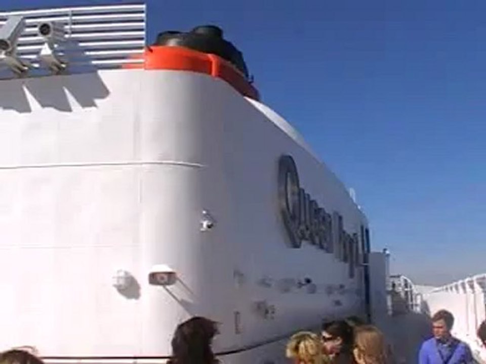 Queen Mary 2 Hamburg Hafen 08.05.2011 Hafengeburtstag