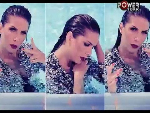 Tuğba Özerk - Kolay Değil