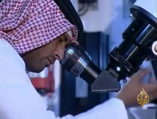 نزار سلام ينشر الوعي بأهمية الرصد الفلكي في الامارات