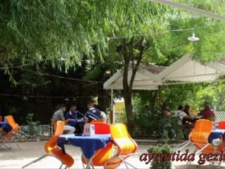 Ayrıntıda gezinmek torosların zirvesinde