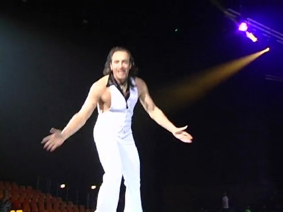 Making of Candeloro Hello and Goodbye