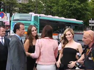 Stars Arrivant à la présentation de mode du couturier Giorgio Armani (2)