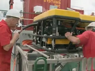 The hunt for Amelia Earhart's plane