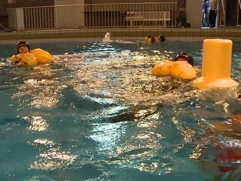 Centre d'entaînement à la survie et au sauvetage de l'aéronautique navale(CESSAN)