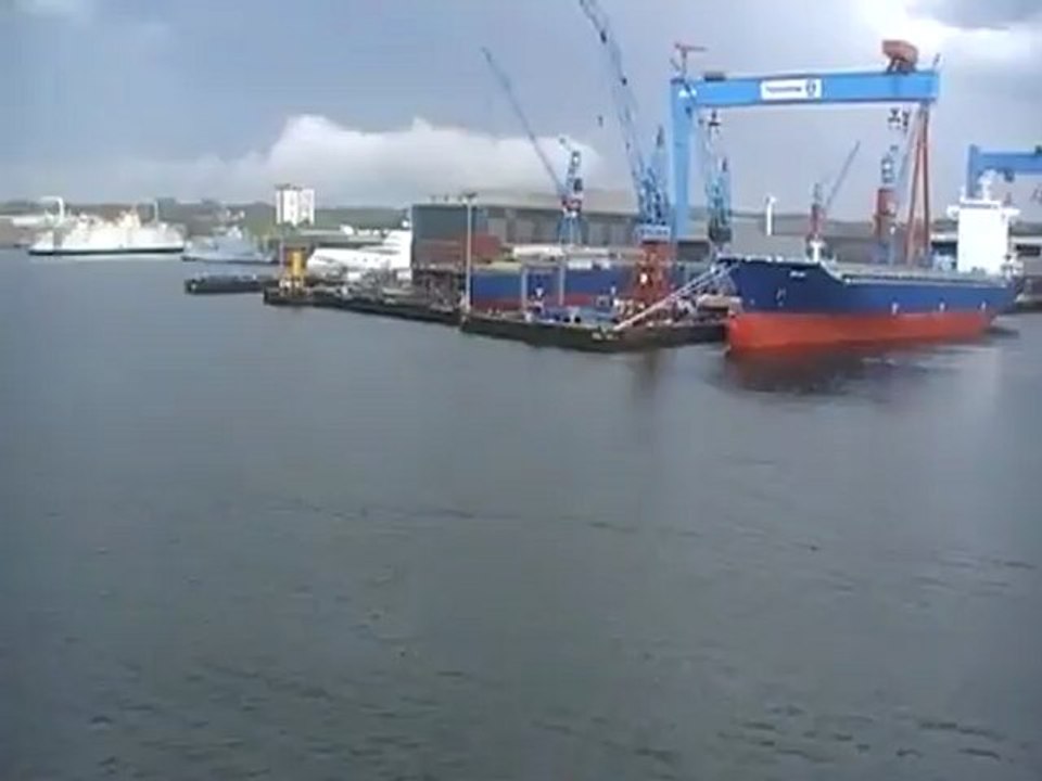 MSC Orchestra Kreuzfahrtschiff Kiel Hafen Film Hubert Fella MSC Kreuzfahrten