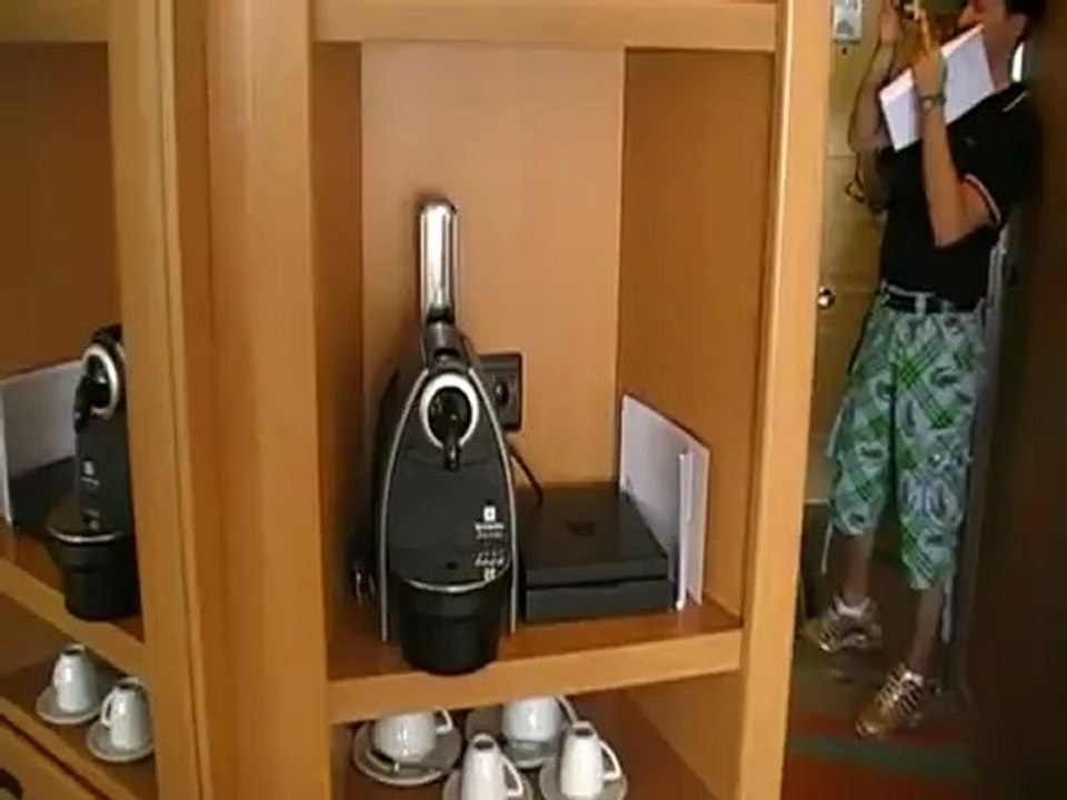 TUI Mein Schiff  Aussenkabine Video TUI Cruises Kiel Hafen Hubert Fella