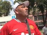 Man United fan in Kiev mocks 'bitter Blues' and Spurs fans on new boss