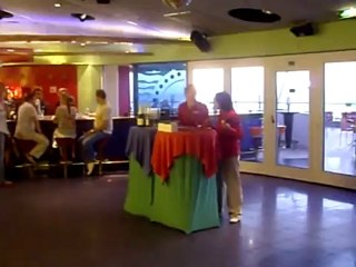 AIDAvita Kreuzfahrten Clubschiff im Mittelmeer Bingo spielen