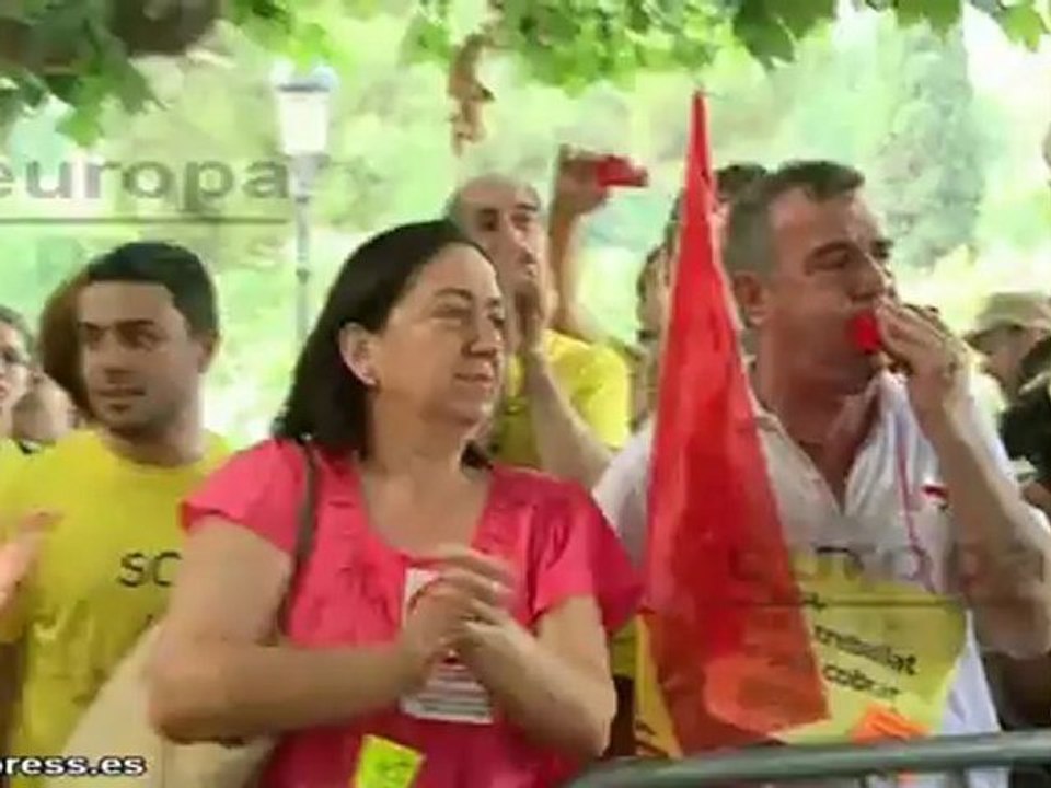 Abuchean a la consellera de Educación de Cataluña