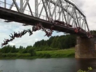 Nouveau record du saut en groupe pour 133 Russes