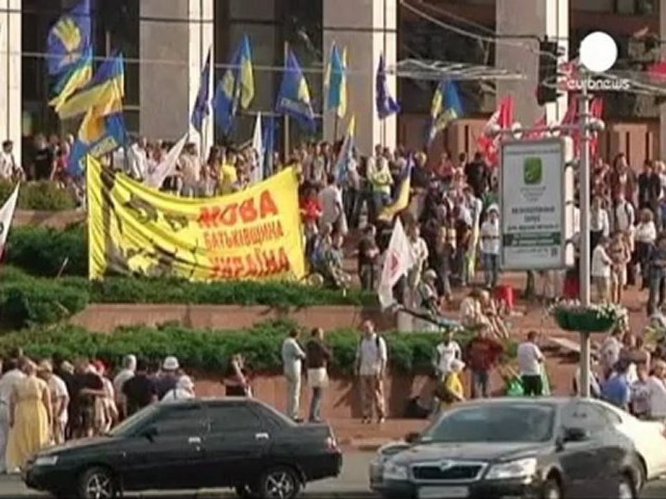 Ukrayna'da Rusça gerginliği büyüyor