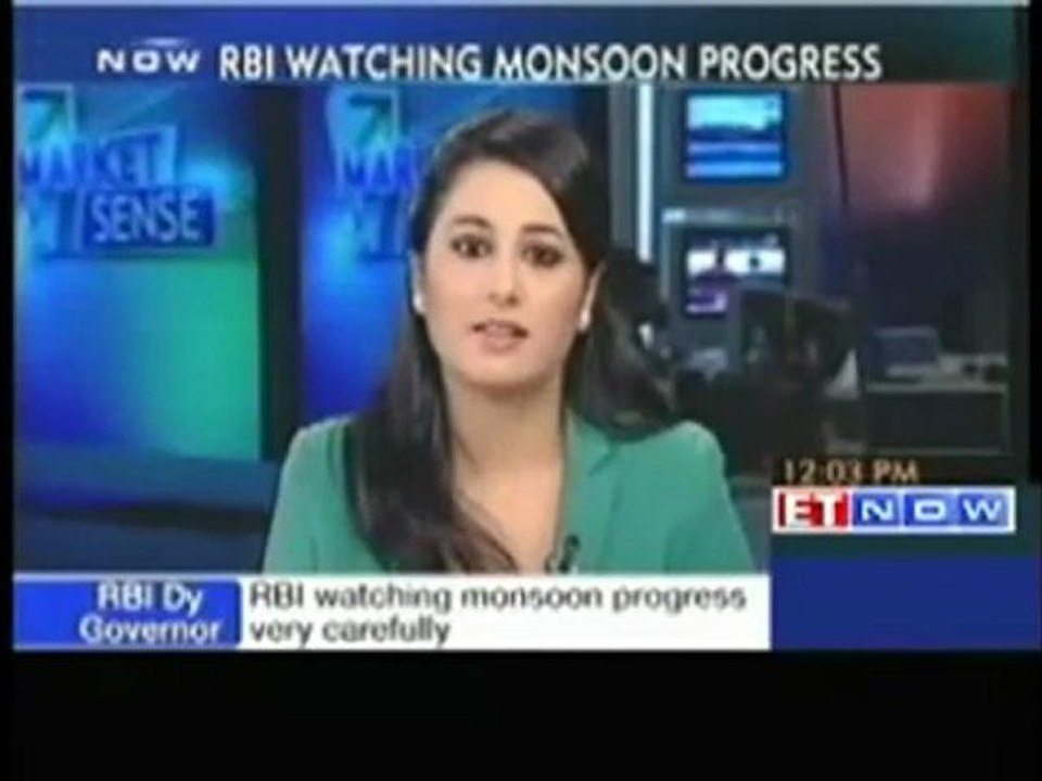No co relation between OMOs rupee: Subir Gokarn