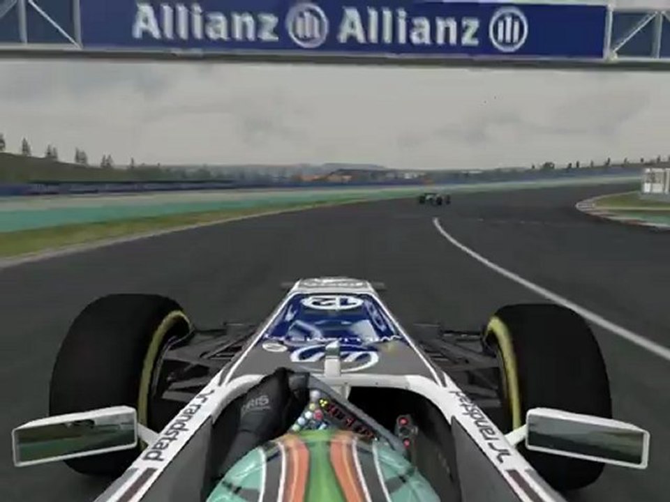 F1 2011 - GP de Turquie - 1er arrêt aux stands