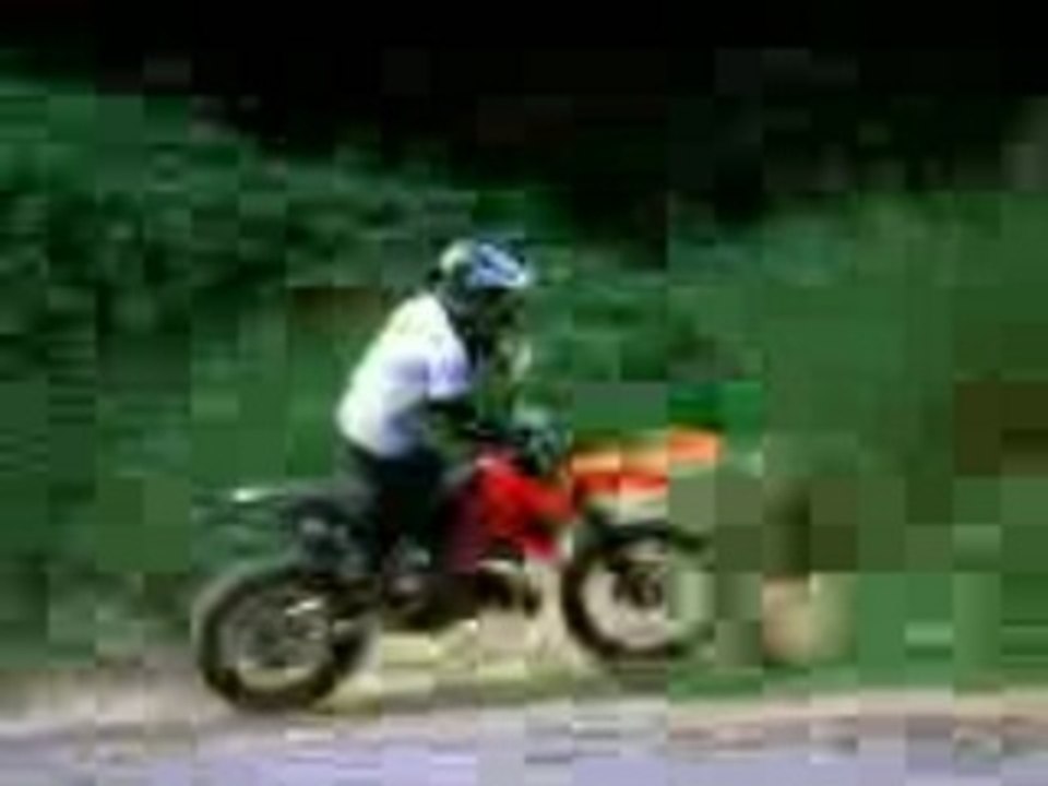 FUNNY_Loading_A_Bike