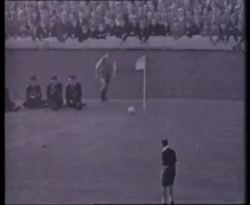 Real Madrid vs Eintracht Frankfurt 7-3 1960 European Cup Final (first half)